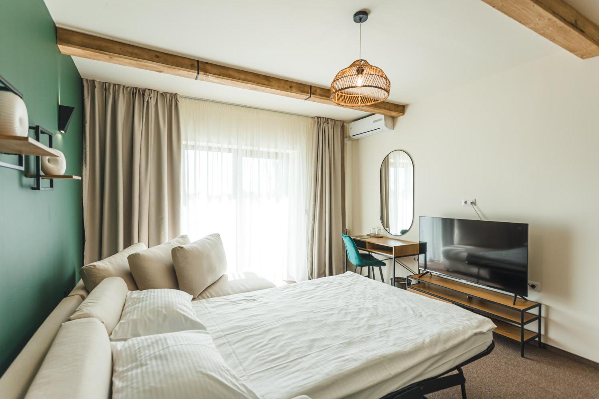 אורדאה Stokker Hotel מראה חיצוני תמונה